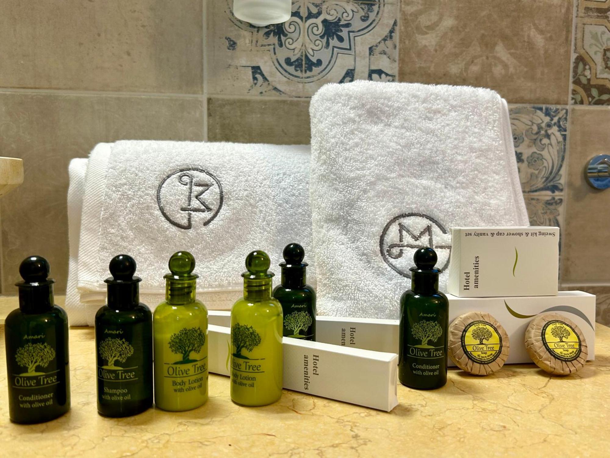 Golden Moments Luxury Stone Villas B Mesaria Eksteriør bilde