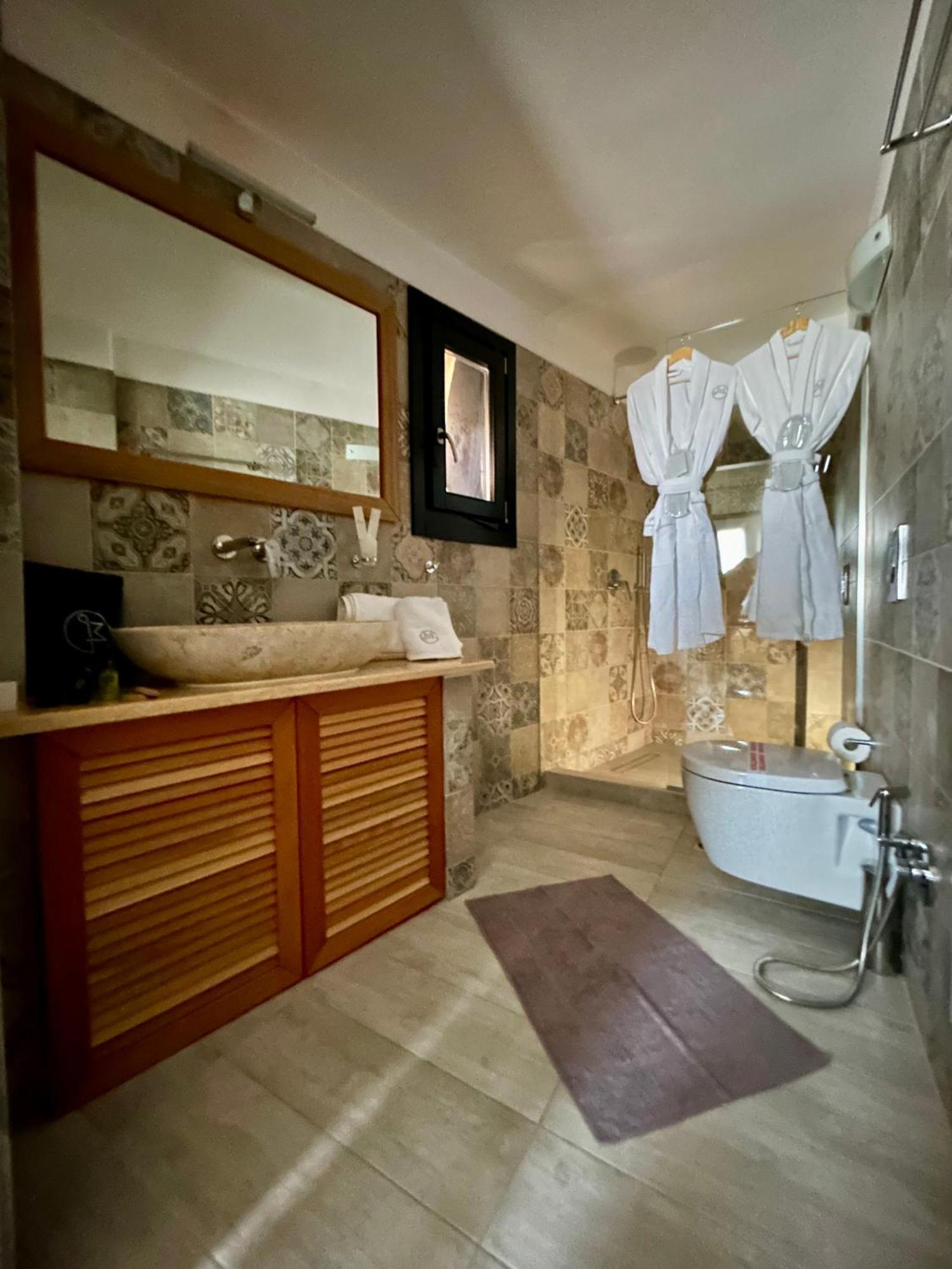 Golden Moments Luxury Stone Villas B Mesaria Eksteriør bilde
