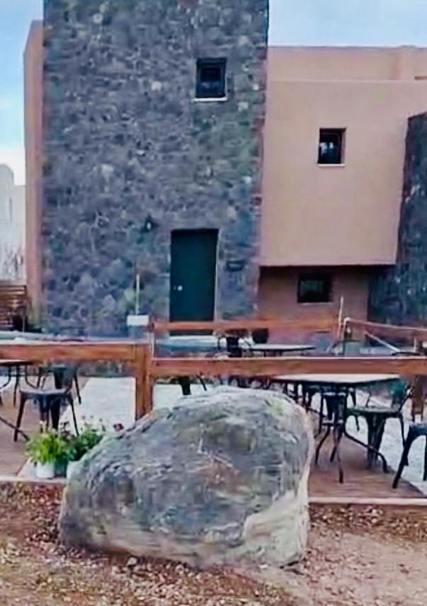 Golden Moments Luxury Stone Villas B Mesaria Eksteriør bilde